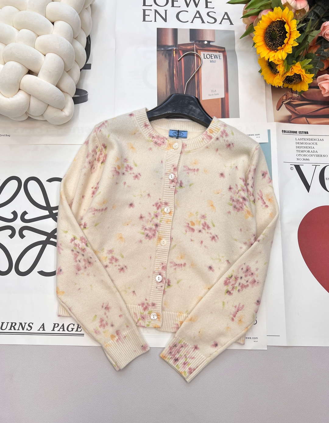 🆕Prada新款碎花针织开衫，定制YB羊毛➕马海毛纱线织造 质感高级 舒适柔软 圆领正肩开衫版型 常规裁