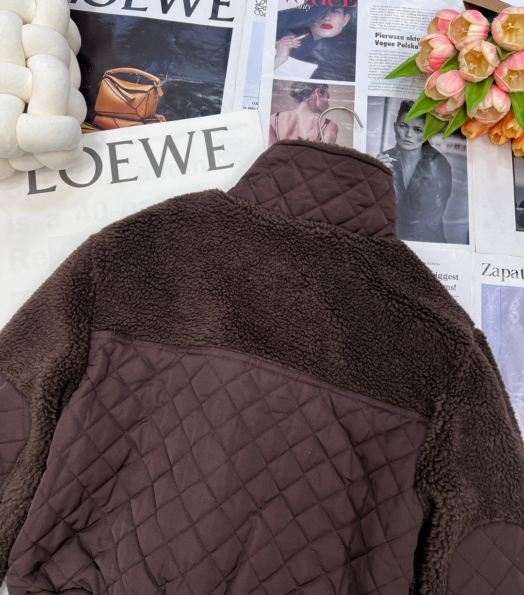 🆕alo25Fw早秋新款颗粒绒泰迪羊羔毛拼接外套来啦！独家高版出品，堪称冬日时髦精的宠儿，更是极具性价比