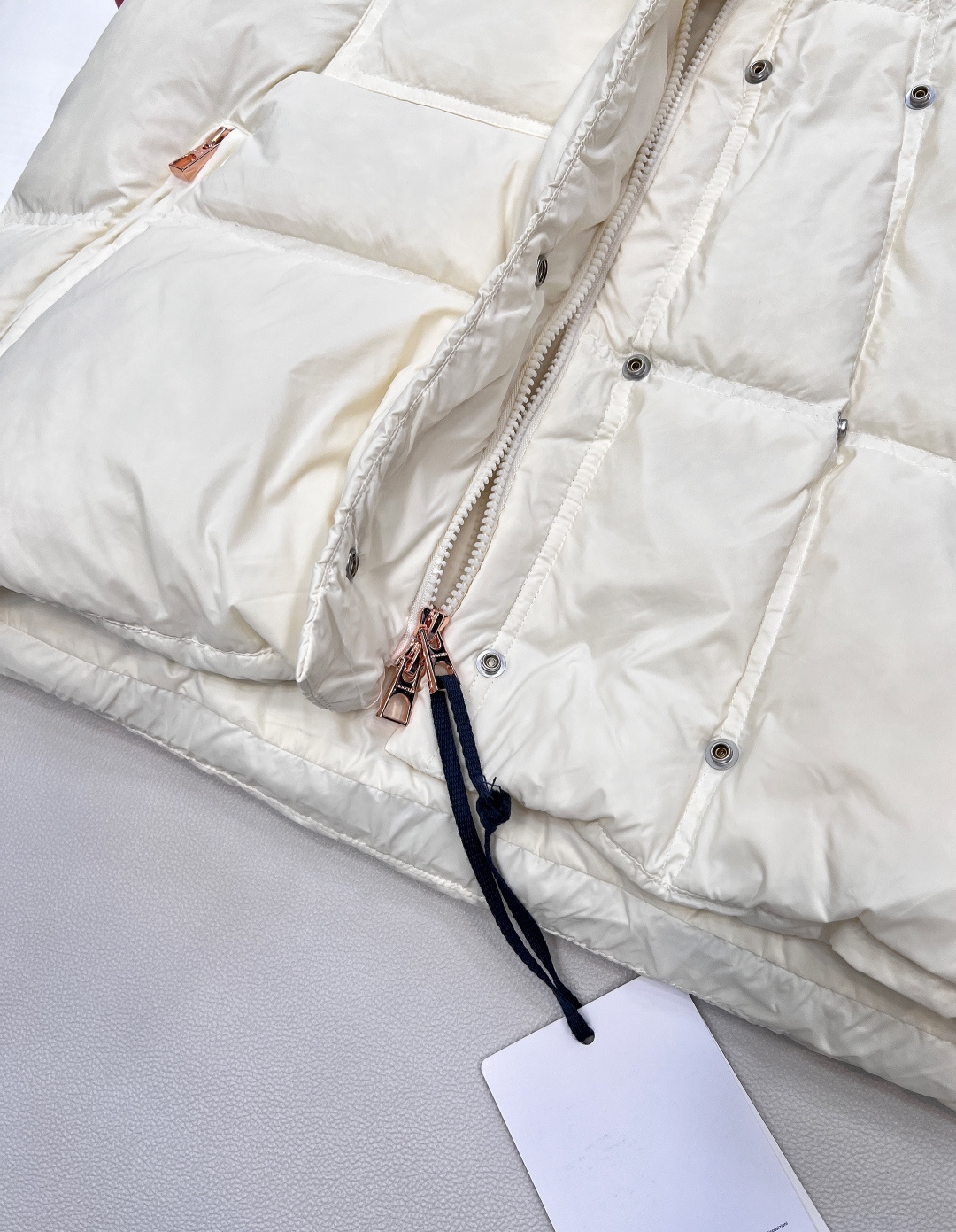 🆕Moncler25Fw早秋新款可拆卸连帽立领羽绒马甲丨⚠独家yb开发！高版出品！白鹅绒填充内里 整件轻