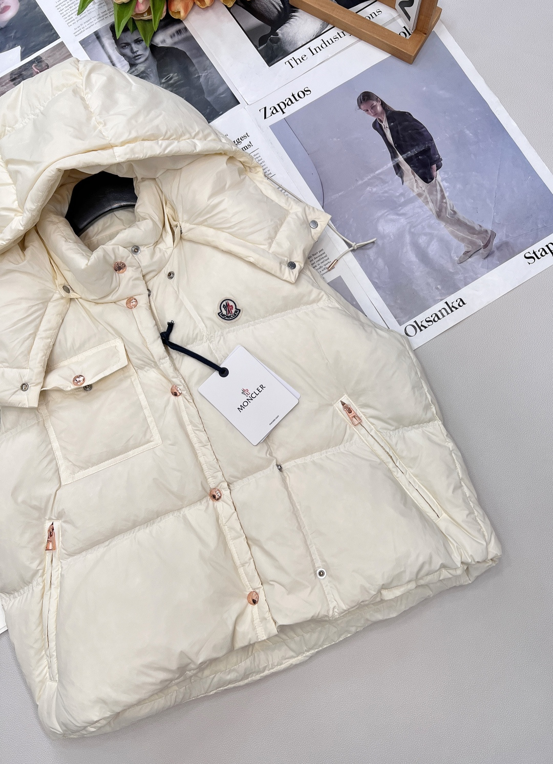 🆕Moncler25Fw早秋新款可拆卸连帽立领羽绒马甲丨⚠独家yb开发！高版出品！白鹅绒填充内里 整件轻