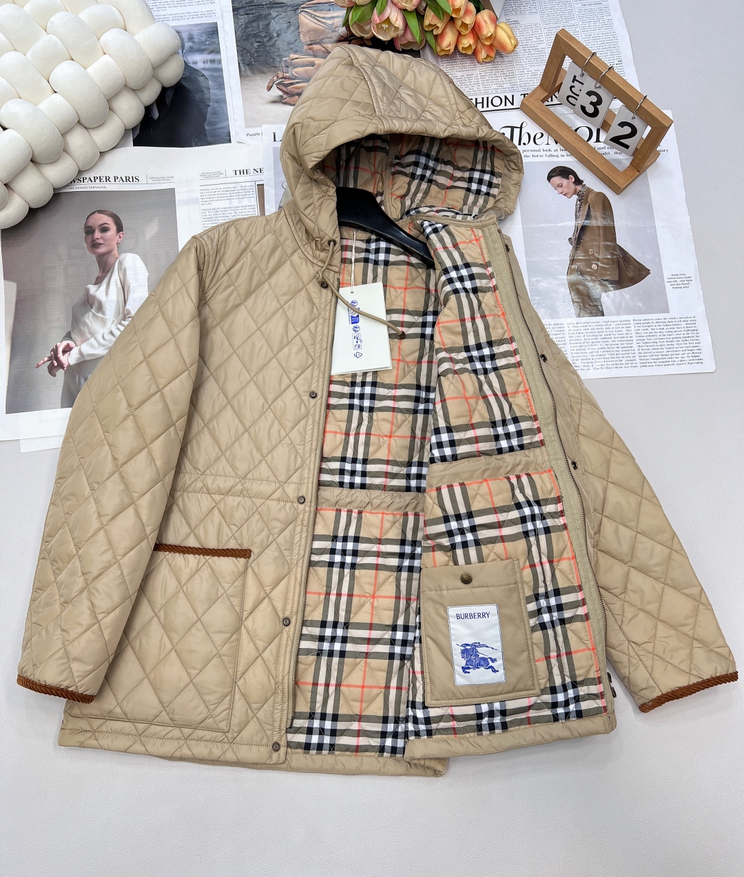 🆕Burberry2025新品上架连帽中长棉服，定制YB防风防水尼龙材质 羽绒棉填充内里 整件轻薄保暖 