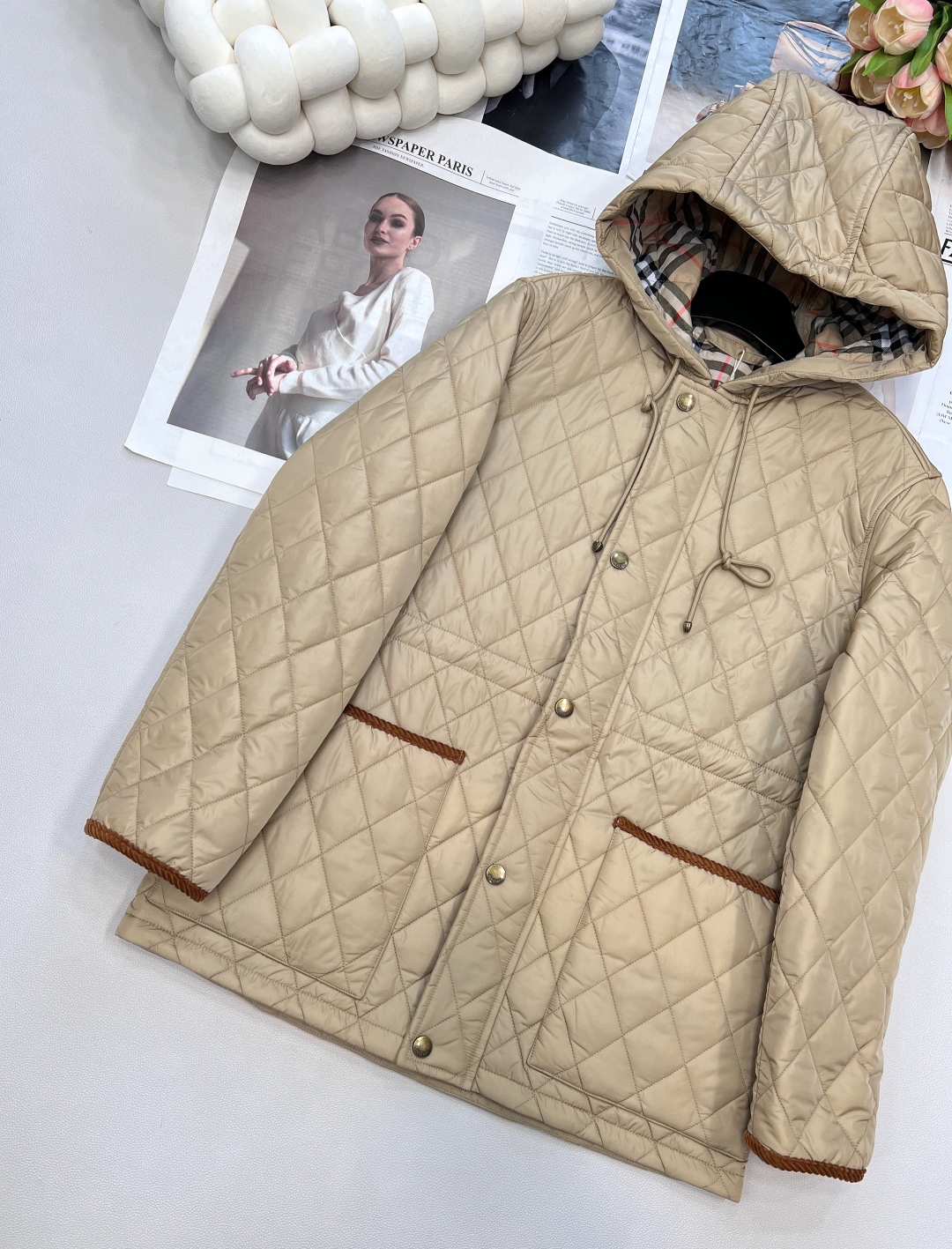 🆕Burberry2025新品上架连帽中长棉服，定制YB防风防水尼龙材质 羽绒棉填充内里 整件轻薄保暖 