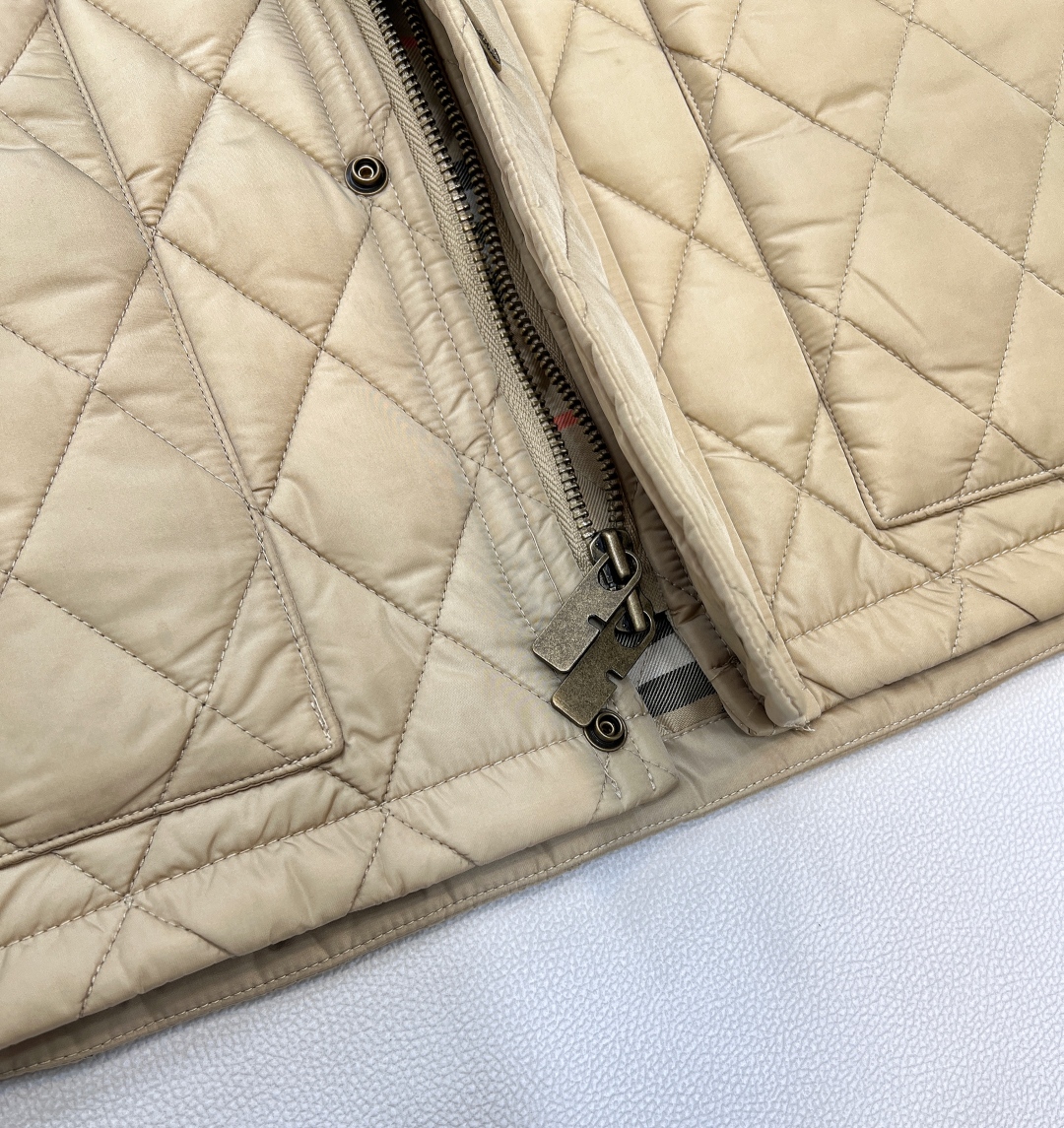 🆕Burberry2025新品上架连帽中长棉服，定制YB防风防水尼龙材质 羽绒棉填充内里 整件轻薄保暖 