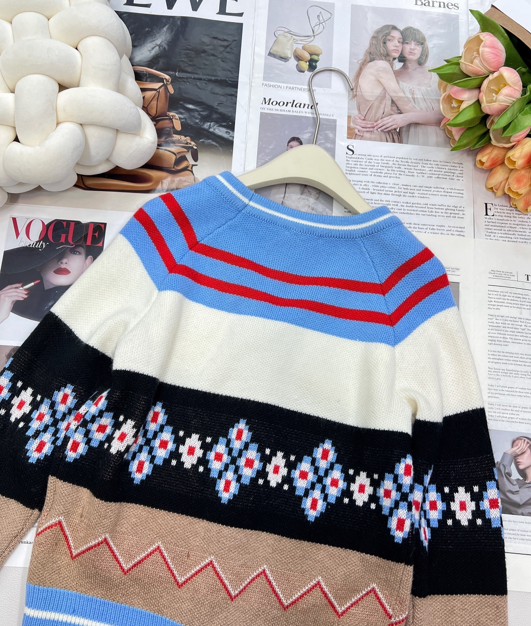 🆕Fendi 25FW🍩钩花针织外套..🐿🐿最新款火爆来袭！！超爱的这款 超级有气质！采用进口超细机织作