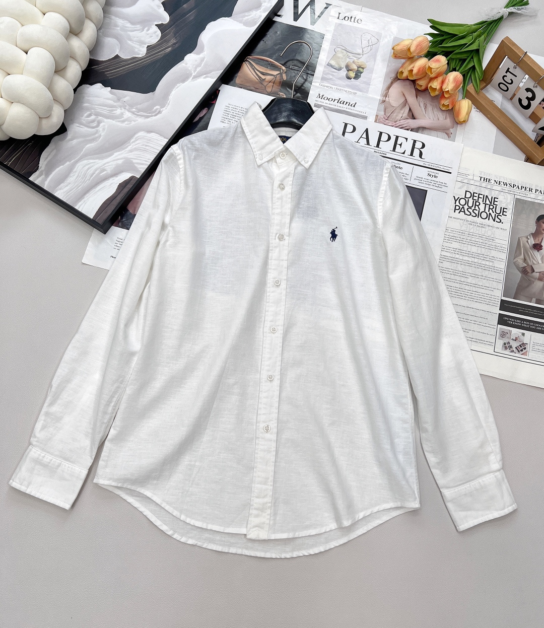 NO:492069,The Luff Lauren linen shirt, no one can resist this lazy and free!  Top version of linen primary color!  High-end custom series!  The orthodox shirt is extremely craftsmanship!  It's definitely turned upside down!  !  No matter men, women, old and young, you can control it perfectly!  First choice for long-sleeved shirts!  Now it can be used as a sunscreen as an air conditioner shirt!  Transition directly to autumn!  Is the perfect shirt good looking collar?  Absolutely high quality!  You will know how much it is in seconds if you get it!  This is beautiful in the eyes of the master!  !  The same products are available for men and women~ Size xssml code, Shirts, alexander wang19860909拉夫劳伦亚麻衬衫,没有人能抗拒的了这慵懒洒脱！顶级版亚麻原色！高端定制系列！正统衬衫做工绝绝子！绝对爆到天翻地覆！！不管男女老少 高矮胖瘦都能驾驭的完美！长袖衬衫首选！现在可以当防晒当空调衫！直接过渡到秋天！完美衬衫做的好不好看领子！绝对的高品质！拿到手就秒懂有多值！这在老师傅眼里都是漂亮的不要不要！！男女同款大货以出～ 尺码xssml 编码,,shirts,alexander wang,Women's clothing