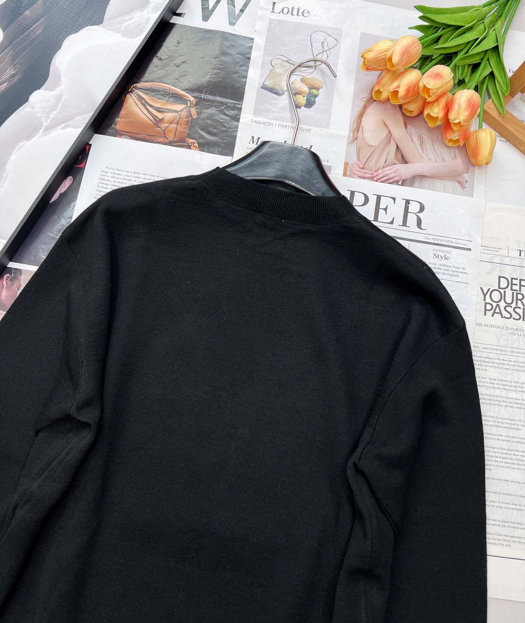 🆕LOEWE羊毛浮雕字母套头毛衣 可知性可慵懒 亦飒亦柔，简单又高级的Anagram毛衣。通勤休闲也都很