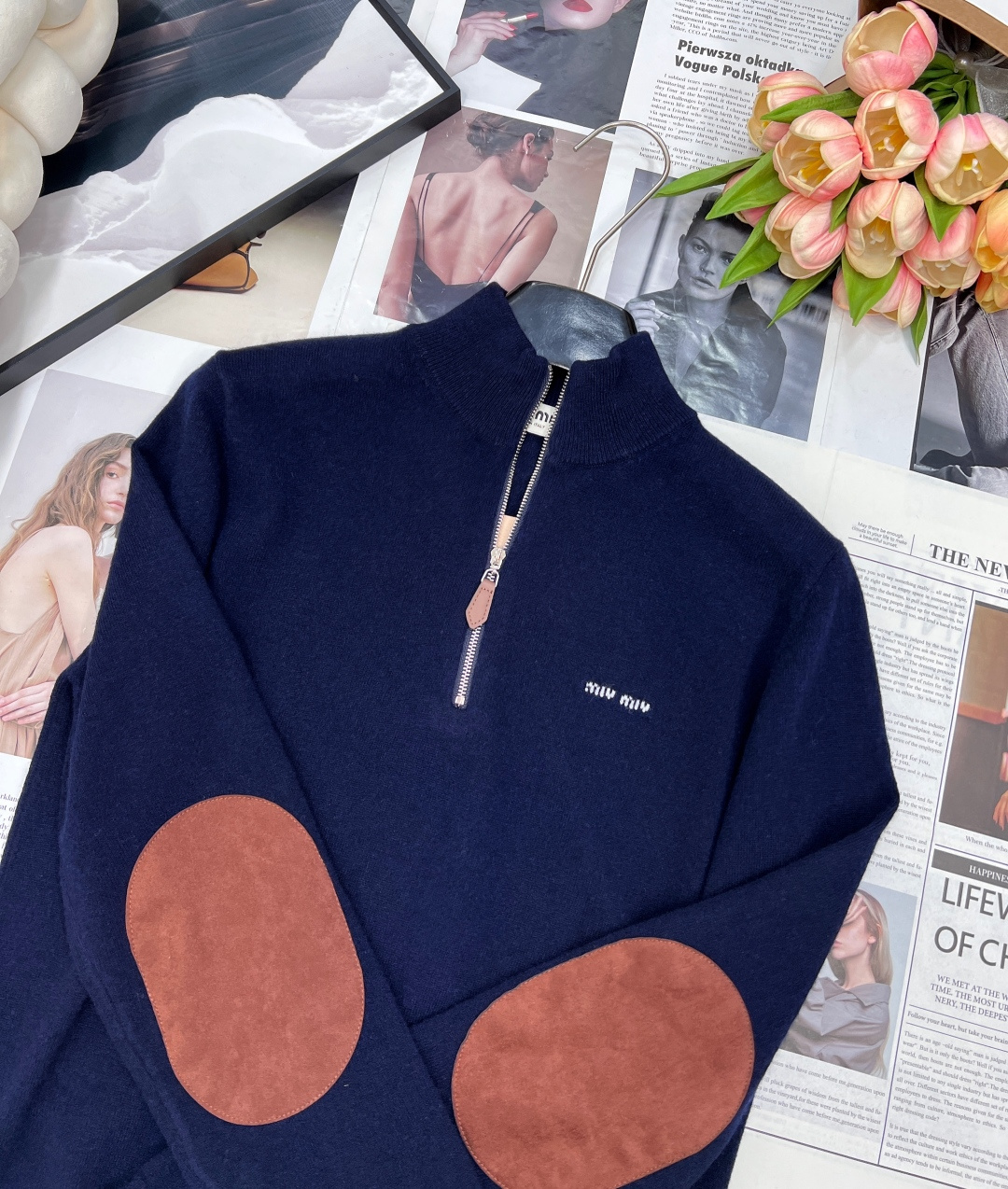 🆕Miumiu25Fw秋冬新款徽标半拉链羊毛针织毛衣丨⚠独家yb开发！高版出品！采用💯%山羊毛面料，手肘