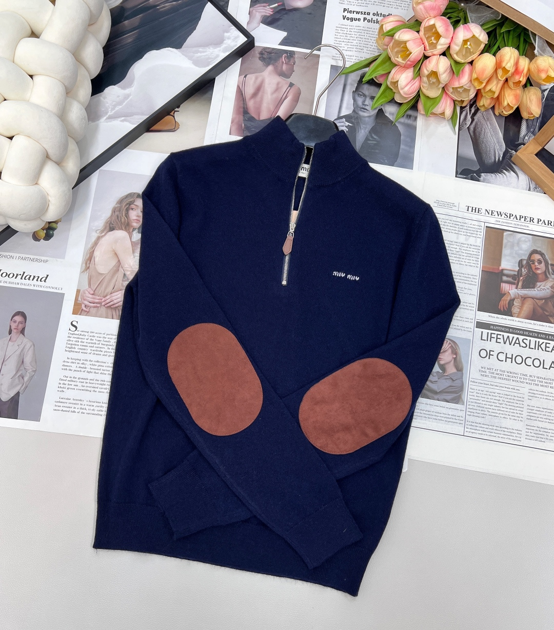🆕Miumiu25Fw秋冬新款徽标半拉链羊毛针织毛衣丨⚠独家yb开发！高版出品！采用💯%山羊毛面料，手肘