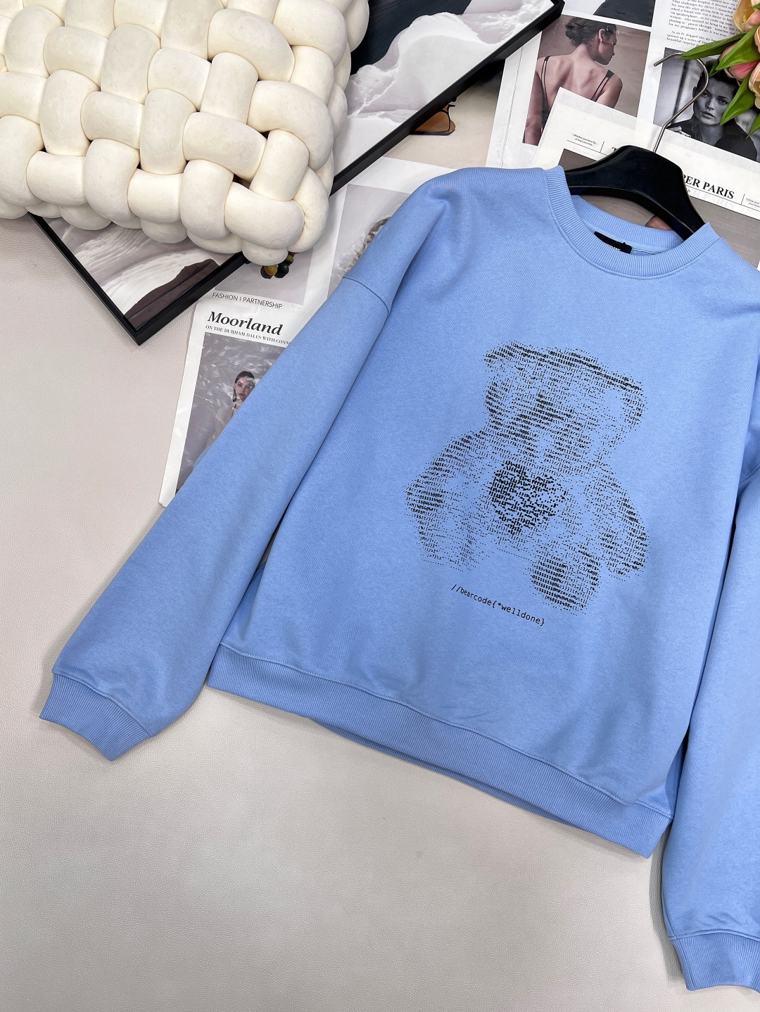 🆕We11done 2025FW小熊卫衣🐌 omg 贼啦洋气的断货王来啦😍潮流的插肩袖设计 慵懒随意 简