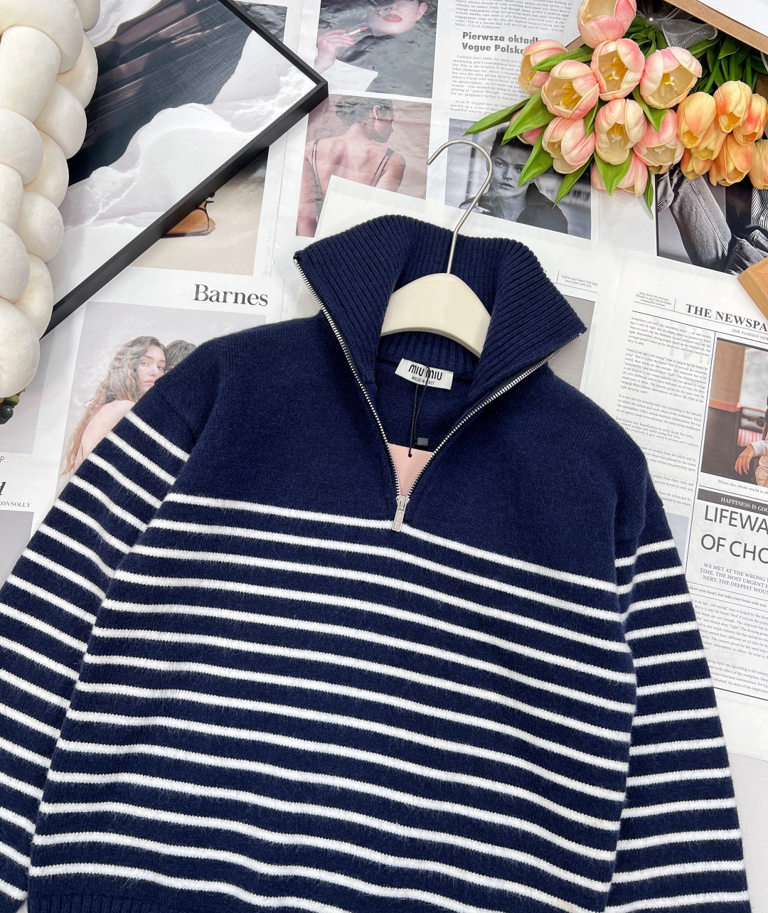🆕Miumiu25Fw早秋新款学院风氛围感条纹毛衣丨⚠独家yb开发！高版出品！半拉链设计廓形设计很韩系风