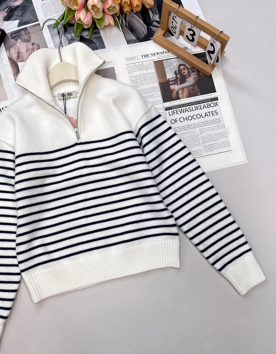 🆕Miumiu25Fw早秋新款学院风氛围感条纹毛衣丨⚠独家yb开发！高版出品！半拉链设计廓形设计很韩系风