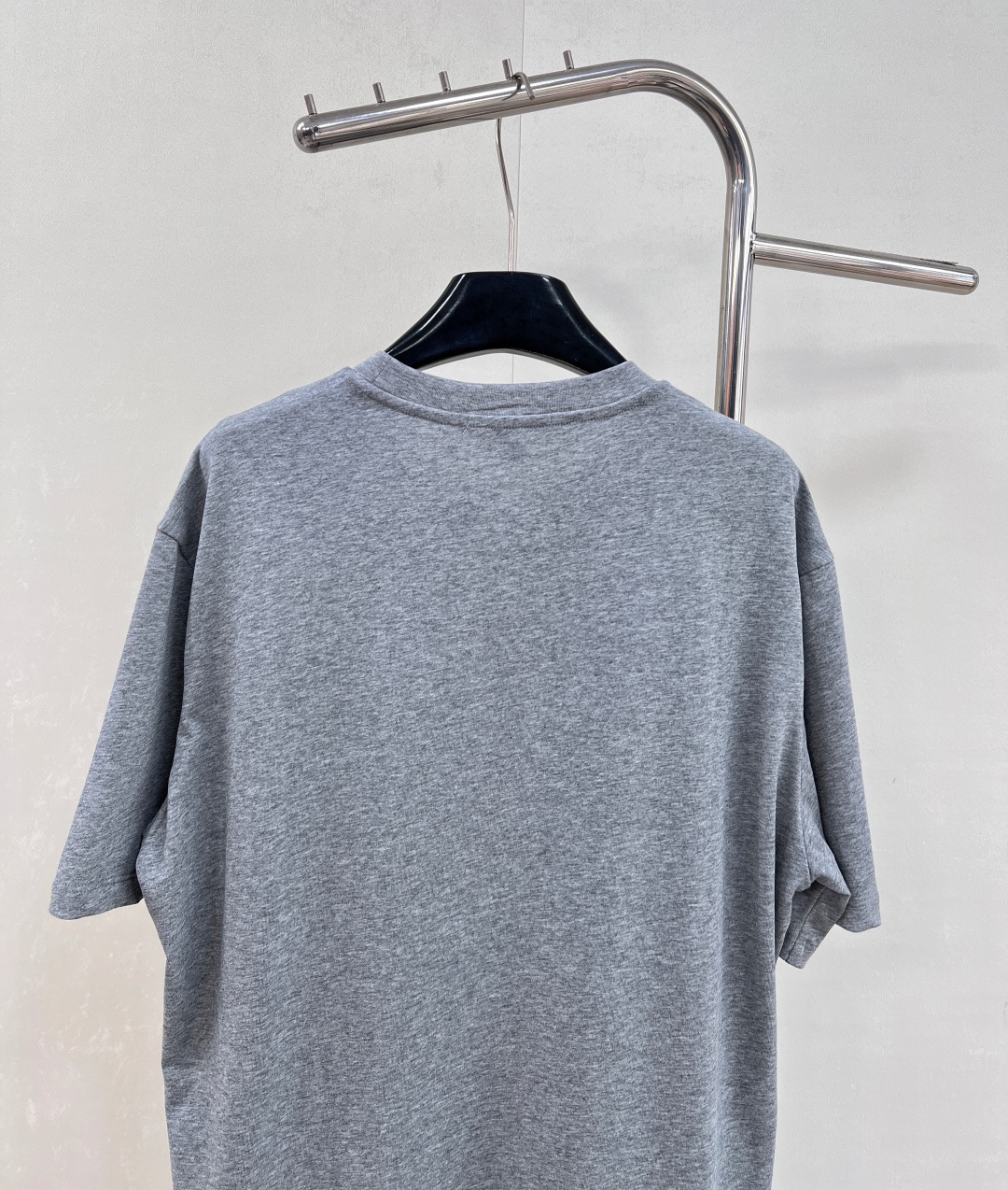 🆕Louis Vuitton2025新款链条圆领童趣印花T恤，定制YB斜纹全棉材质 透气舒适 质感十足 