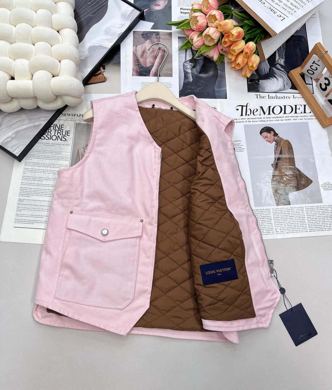 🆕LOUIS VUITTON2025新款牛仔拼棉服马甲，定制YB斜纹牛仔➕羽绒棉材质 质感高级 穿搭有型