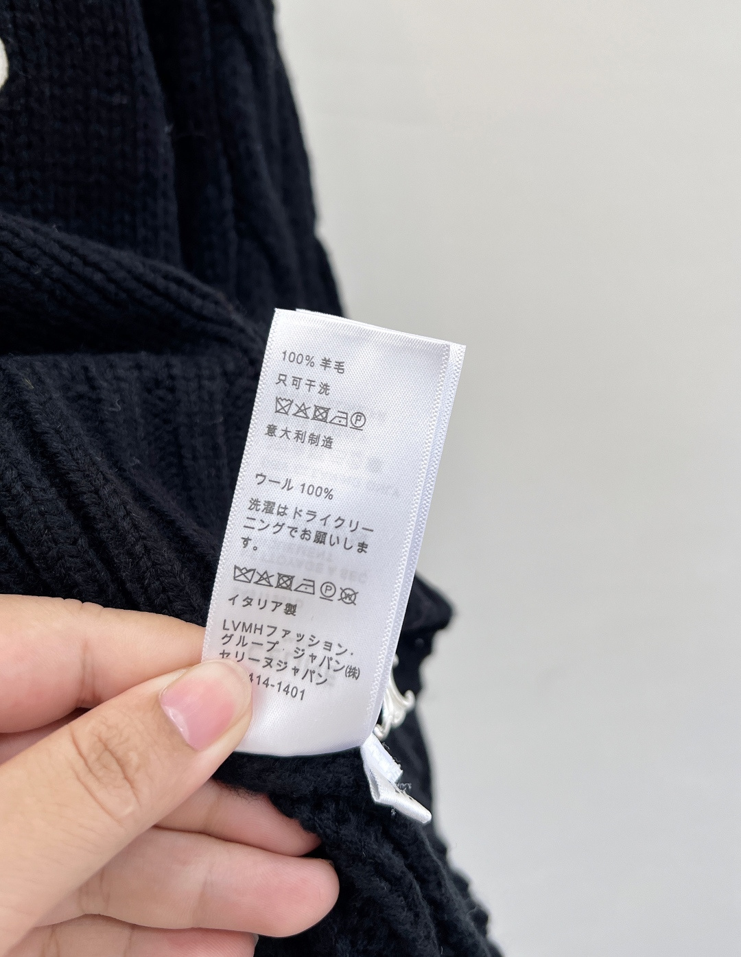 🆕Celine秋冬新款凯旋门拉链开衫，奶fufu的ce毛衣开衫，穿上一整个温柔的感觉，看似简单上身却很气