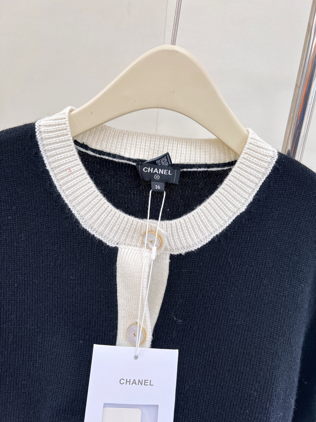 🆕CHANEL25FW✂️蝴蝶结开衫..📌📌梦幻联动 大爱这件鸭！！采用最新进口机正5针工艺织造 面料手
