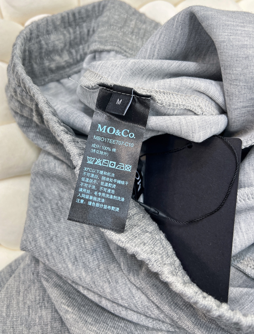 🆕 MO&CO25SS早秋新款套装..🔖🔖上衣➕长裤发售！绝了这套 显气质一百分 日常休闲的同时也不缺失