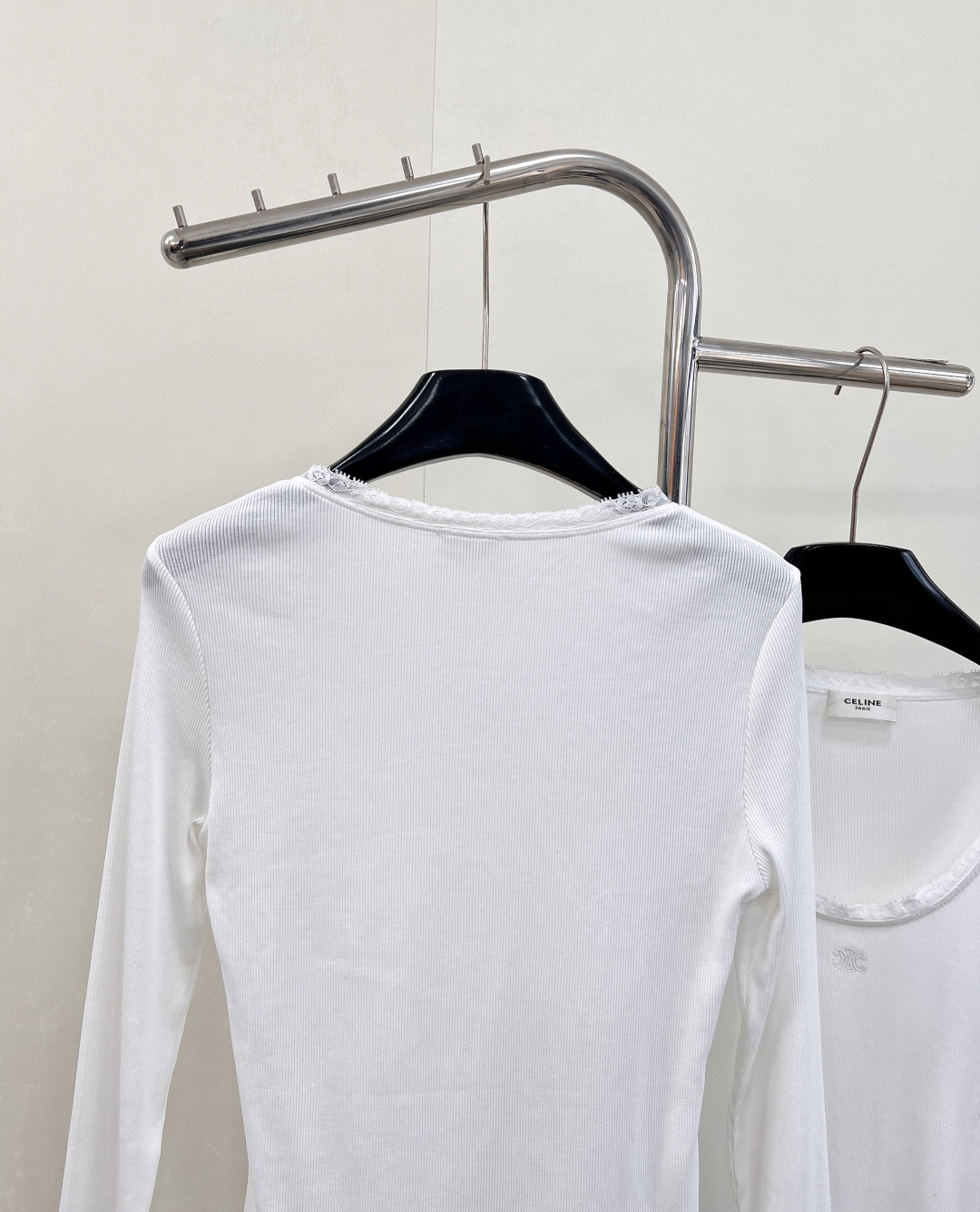 🆕Celine2025春夏凯旋门花边长袖T恤，难以抗拒的一款，白色绣花花边凯旋门loho美爆了，这件白色