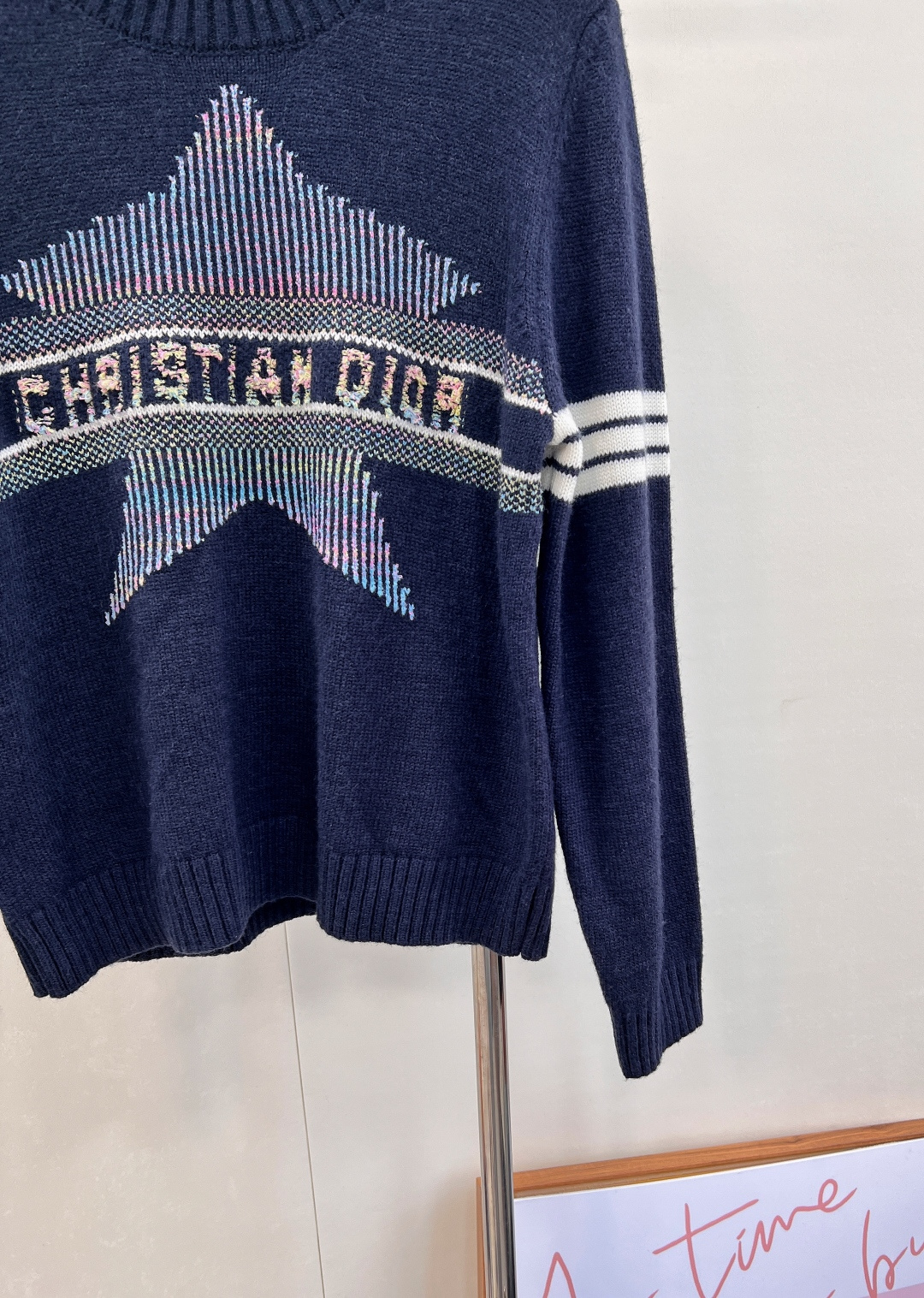 🆕Dior 25FW早秋系列✂️新款毛衣！很减龄哦 这件属于很舒服很百搭的那种！宝们可以叠穿外套也可以直