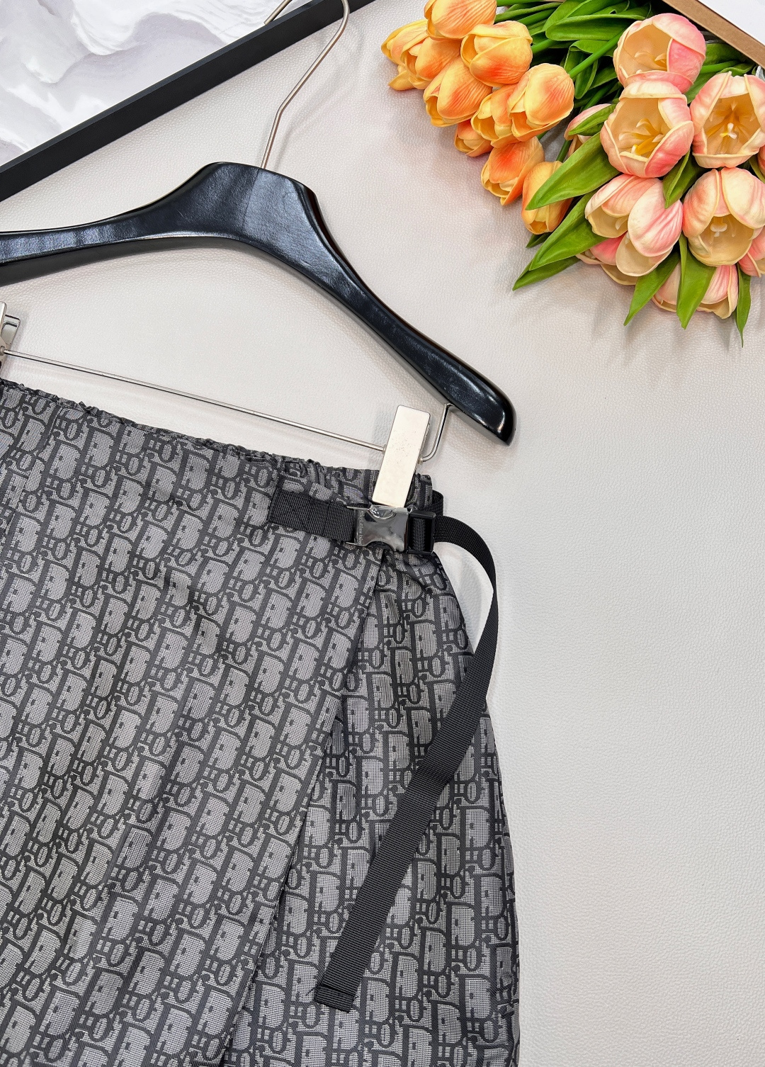 🆕DIOR新款老花提花裤裙，老花满印自带高级滤镜，度假风拉满⛱️A字版型藏肉buff叠满，正面半裙视觉秒