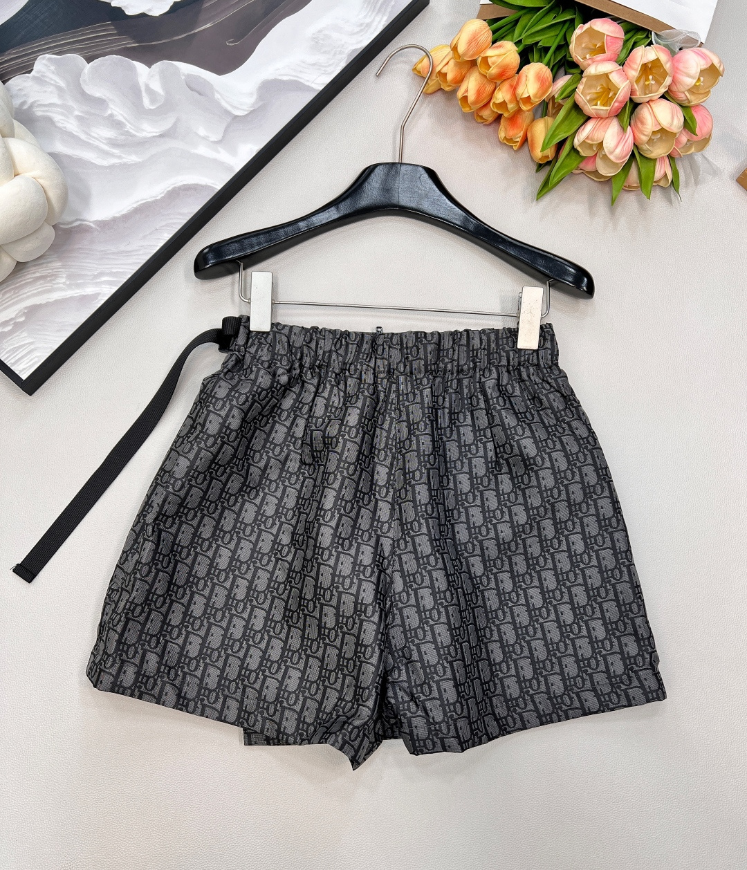 🆕DIOR新款老花提花裤裙，老花满印自带高级滤镜，度假风拉满⛱️A字版型藏肉buff叠满，正面半裙视觉秒