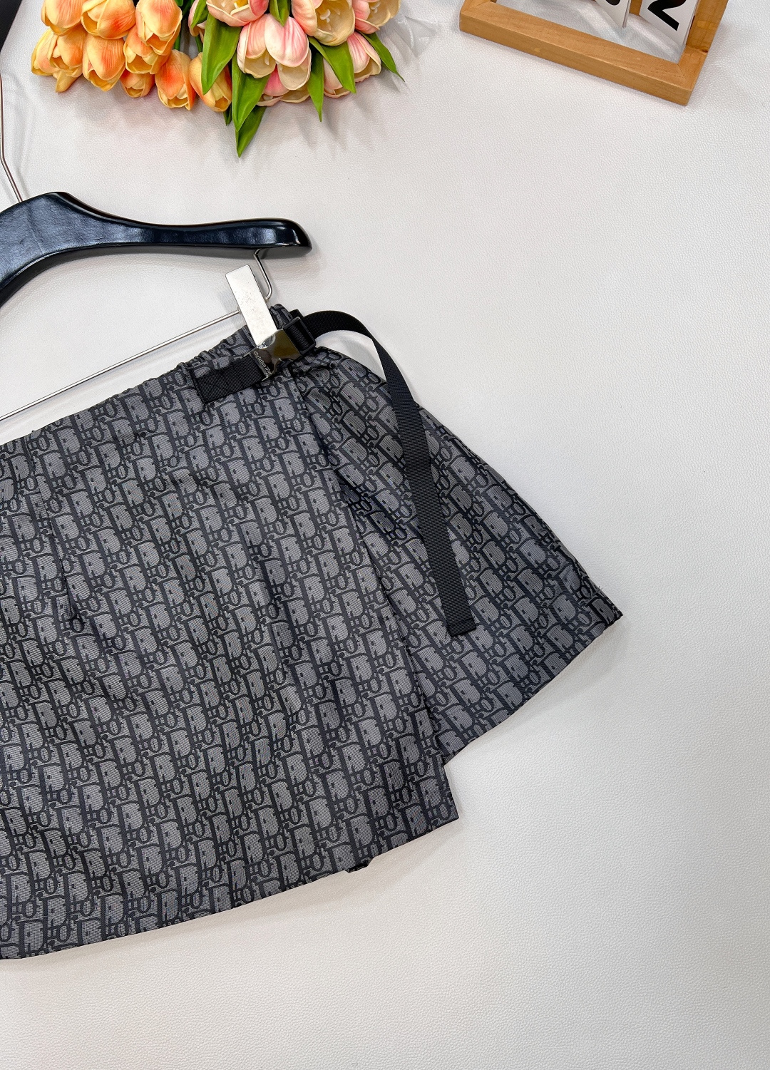 🆕DIOR新款老花提花裤裙，老花满印自带高级滤镜，度假风拉满⛱️A字版型藏肉buff叠满，正面半裙视觉秒