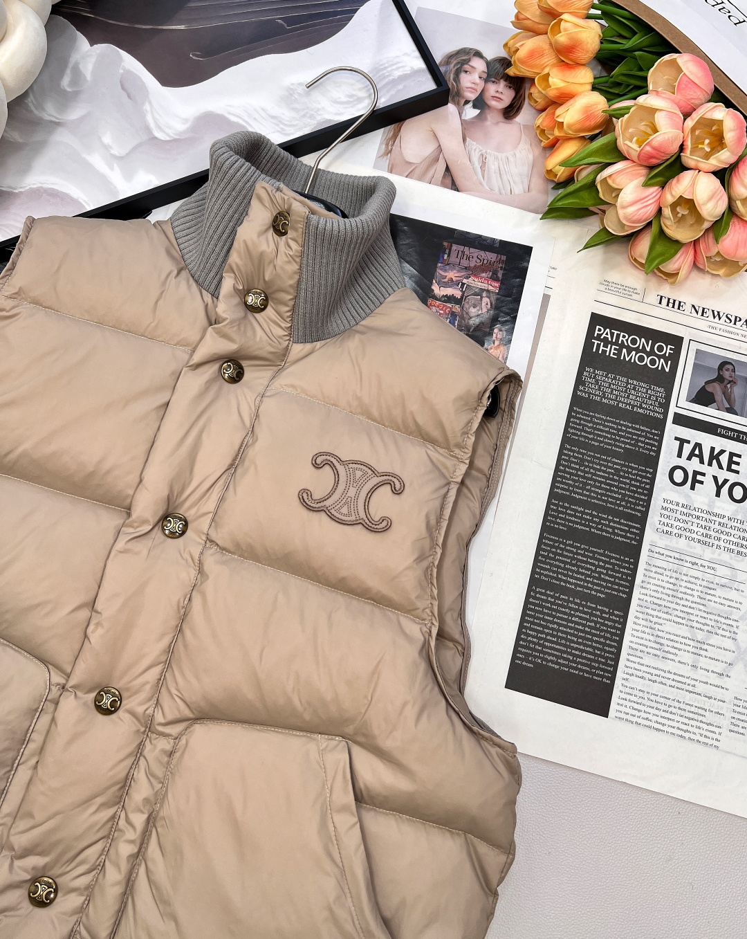 🆕Celine2025新款螺纹立领撞色棉服马甲，定制YB防风防水尼龙材质，羽绒棉填充内里，整件轻盈保暖，