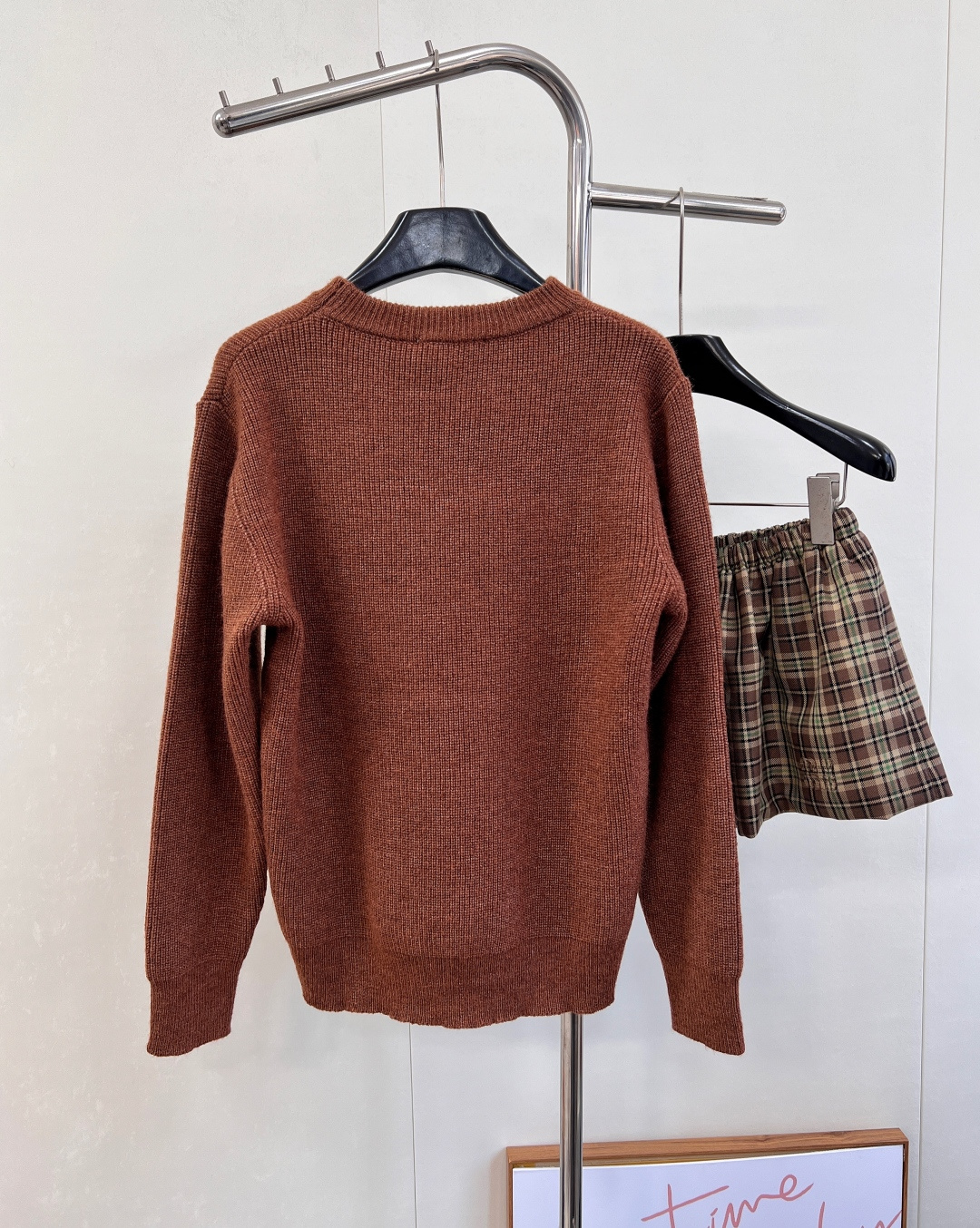 🆕Gucci新款简约字母套头毛衣，定制YB羊毛纱线织造，质感高级，舒适柔软，圆领落肩长袖毛衣，突出温柔气