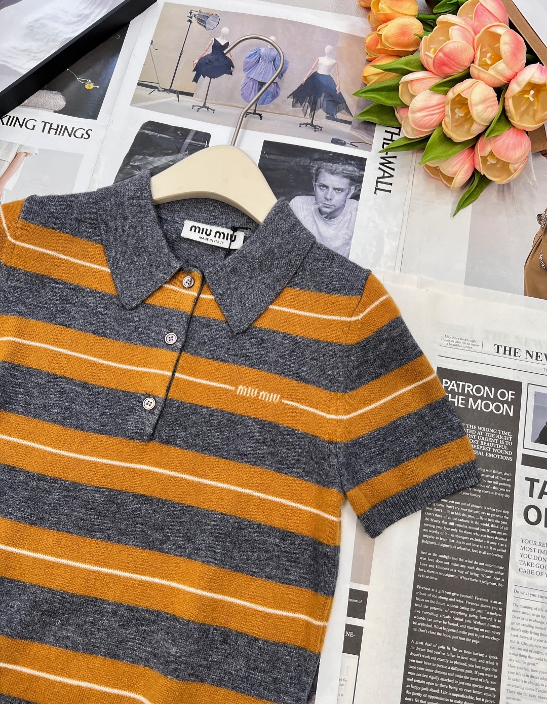 🆕Miumiu25FW早秋新款微标提花条纹羊绒短袖针织Polo衫丨⚠独家yb开发!高版出品!灰与暖棕的条