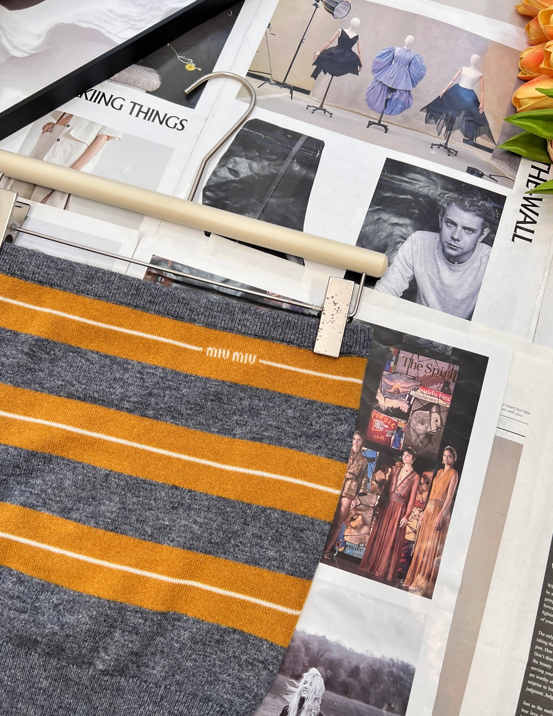 🆕Miumiu25Fw早秋新款薄款条纹羊毛针织抹胸丨⚠独家yb开发！高版出品！条纹设计经典又有层次感，贴