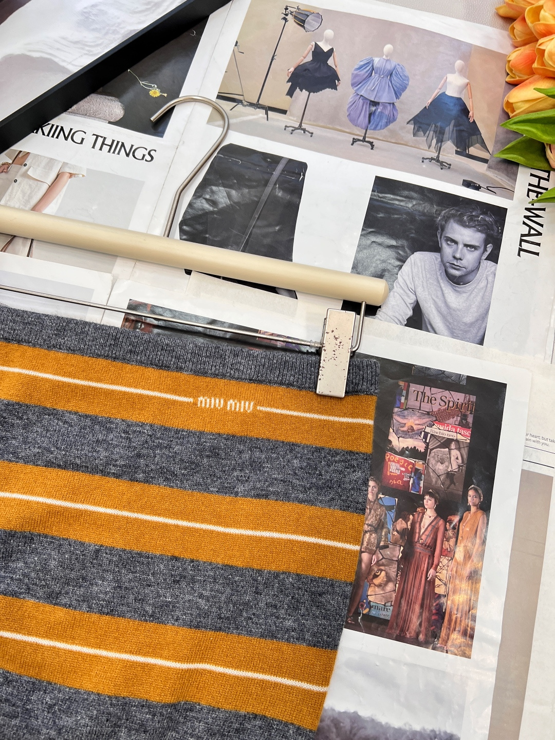 🆕Miumiu25Fw早秋新款薄款条纹羊毛针织抹胸丨⚠独家yb开发！高版出品！条纹设计经典又有层次感，贴