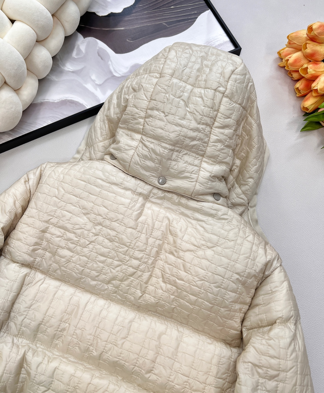 🆕Moncler新款连帽羽绒服外套，定制YB进口防风防水尼龙材质，其工艺还原，升级材质，提升秋冬御寒功能