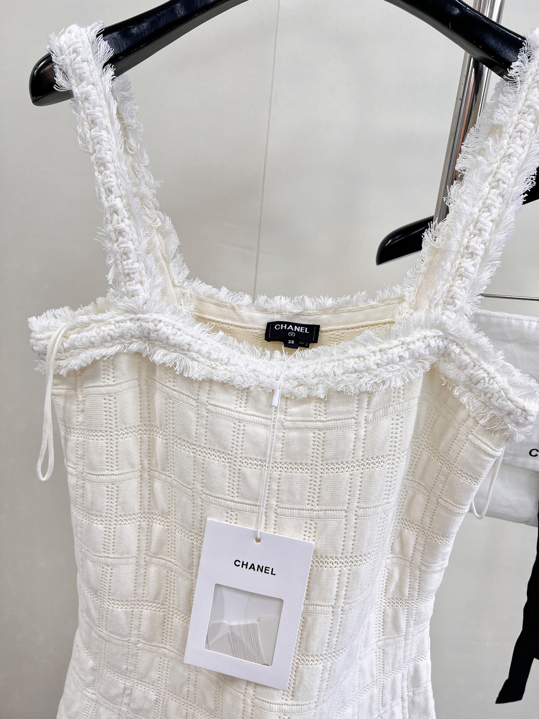 🆕Chanel25B高级手工坊系列新款白色毛毛格子吊带背心连衣裙丨⚠独家yb开发！高版出品！甄选细腻面料