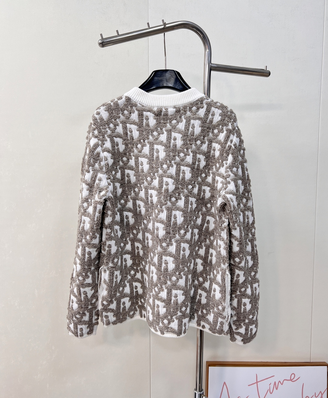 🆕 DIOR 早秋新品满印字母提花羊毛拉链开衫外套「绵柔触感，织就高级灰境」⚪️✨69%精选绵羊毛邂逅2