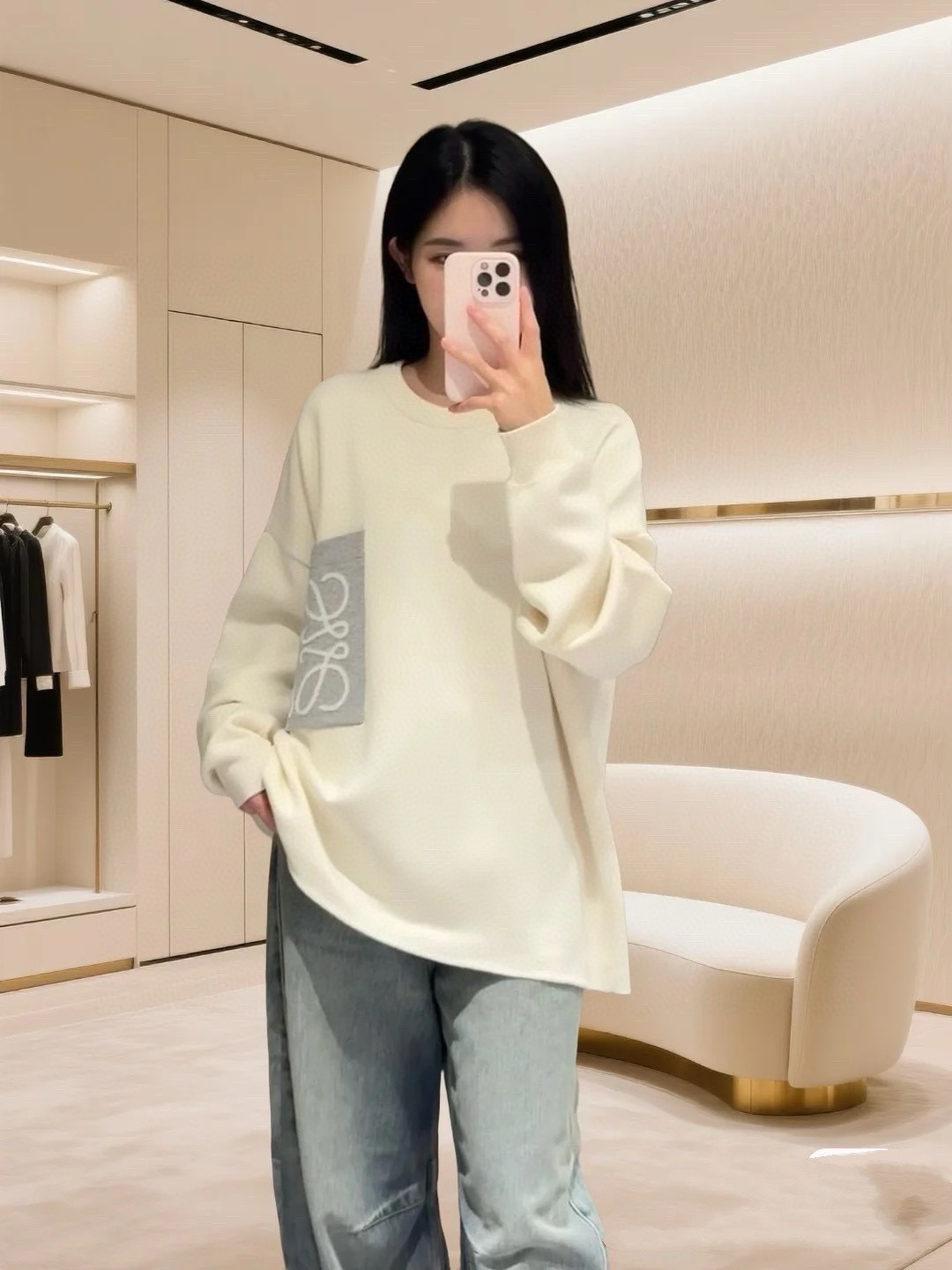 NO:560516,LOEWE Cleanfit｜I always like this kind of relaxed outfit,,loewe,alexander wang19860909LOEWE Cleanfit｜永远喜欢这种松弛感的穿搭,,loewe,alexander wang,Women's clothing