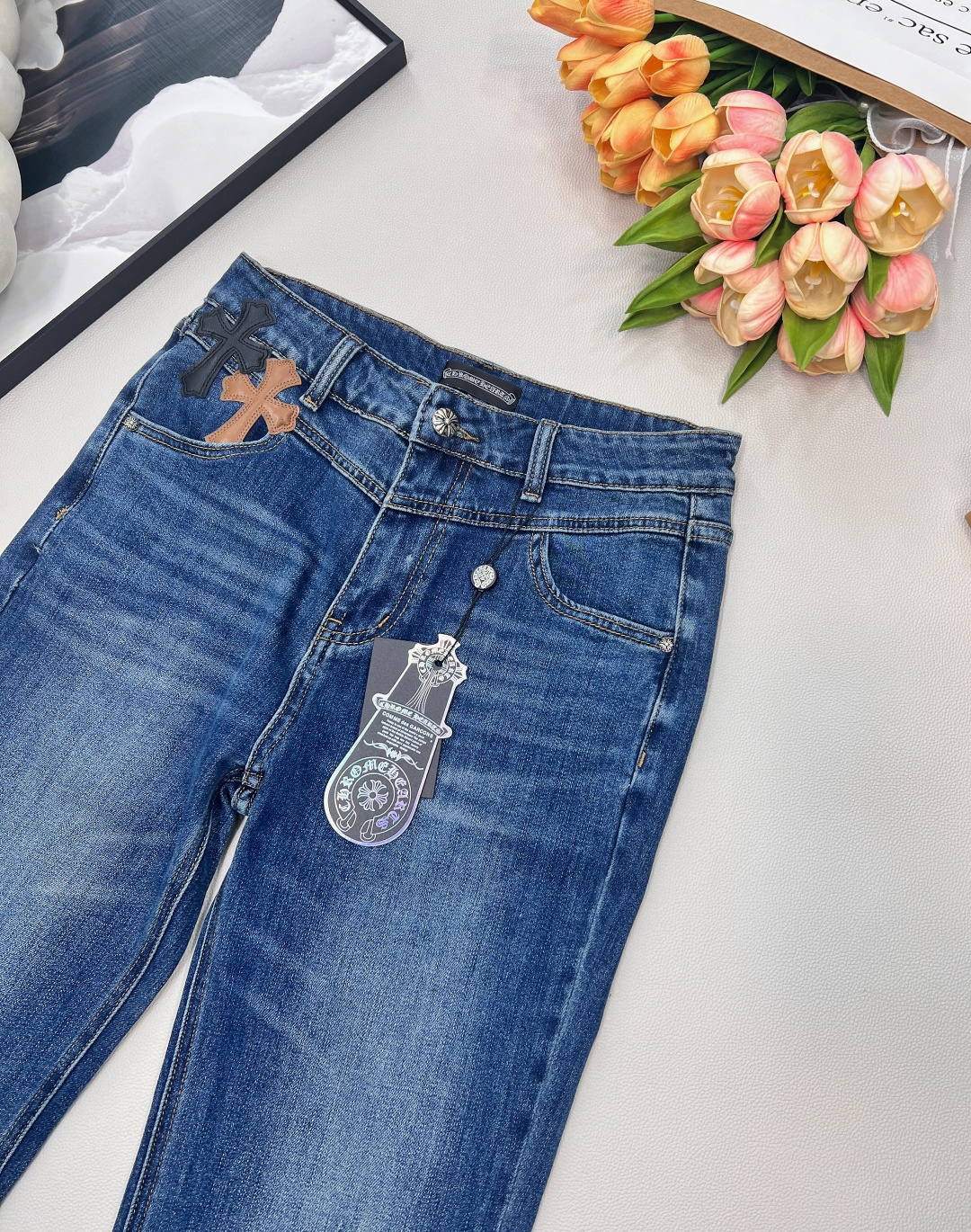 🆕Chrome Hearts 25Fw秋冬新款 十字架装饰不规则微喇弹性牛仔长裤丨⚠独家高版出品！超级百