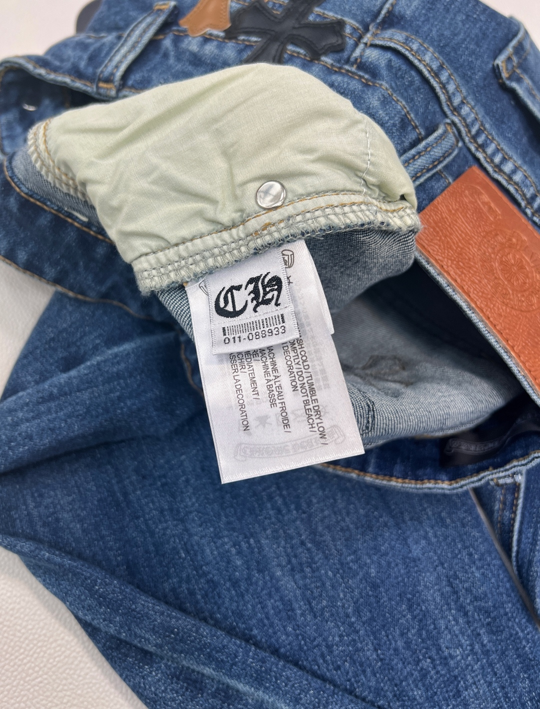 🆕Chrome Hearts 25Fw秋冬新款 十字架装饰不规则微喇弹性牛仔长裤丨⚠独家高版出品！超级百