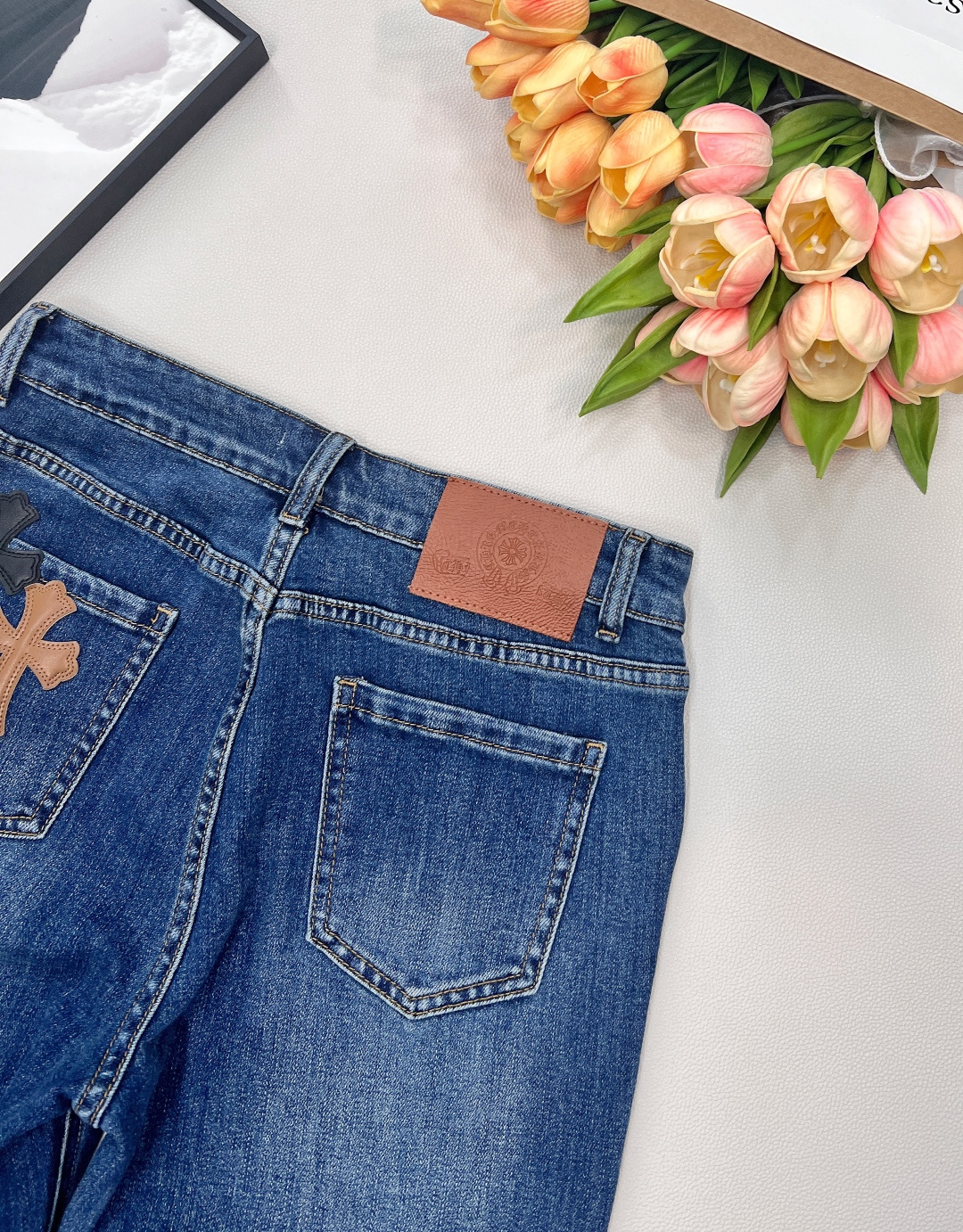 🆕Chrome Hearts 25Fw秋冬新款 十字架装饰不规则微喇弹性牛仔长裤丨⚠独家高版出品！超级百