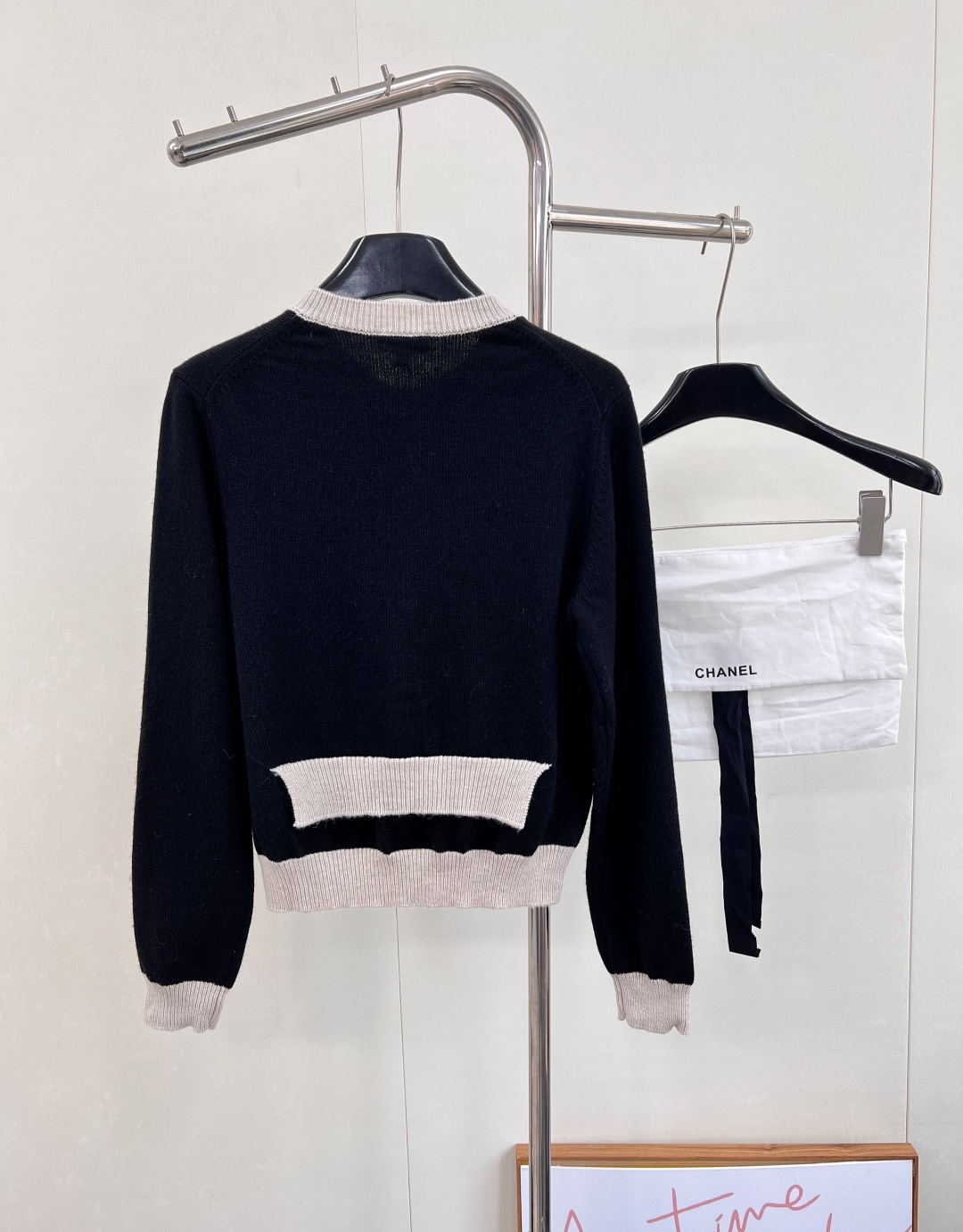 🆕Chanel新款撞色口袋针织长袖，定制YB羊绒纱线织造，质感光泽，柔软亲肤，圆领针织套头上衣，肌理松弛