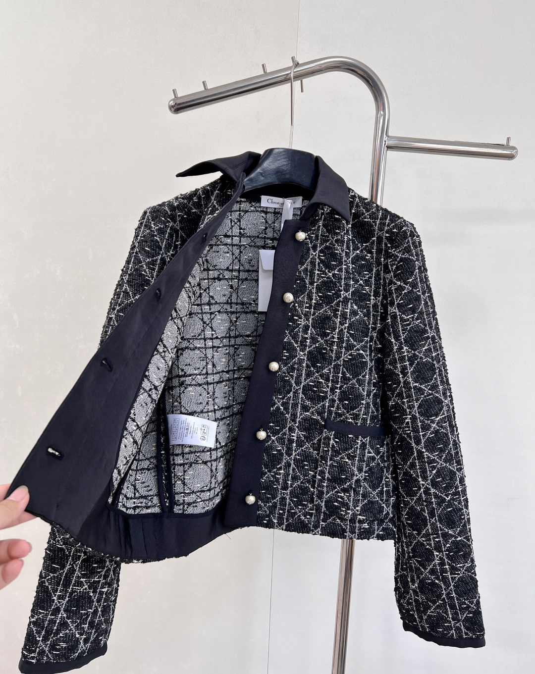 🆕Dior25Fw秋冬新款千金藤格纹外套丨⚠独家yb开发！高版出品！采用定制混纺粗花呢，黑白藤格纹交织出