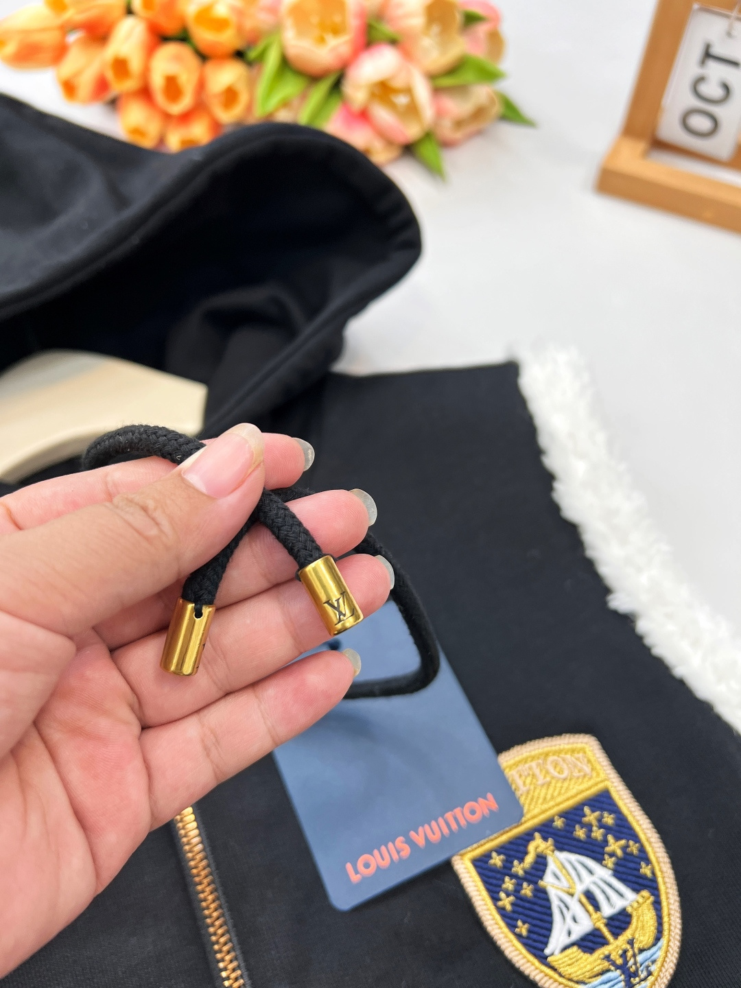 🆕Louis Vuitton 25FW秋冬新款两面穿羊羔绒连帽马甲丨⚠独家yb开发！高版出品！男女同款！