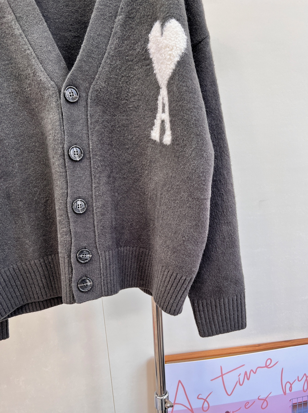 🆕AMI 新款📥铁塔爱心开衫🧢🧢一眼万年 是心动的感觉没错了，这件火遍大江南北 明星网红都在穿！你确定不