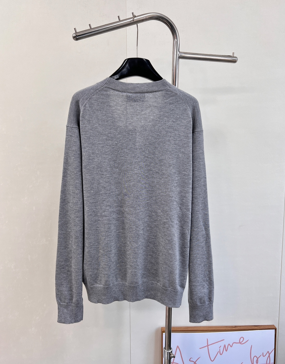 🆕Gucci新款廓形提花字母口袋针织开衫，定制YB羊毛纱线织造，质感高级，舒适柔软，V领针织开衫剪裁，通