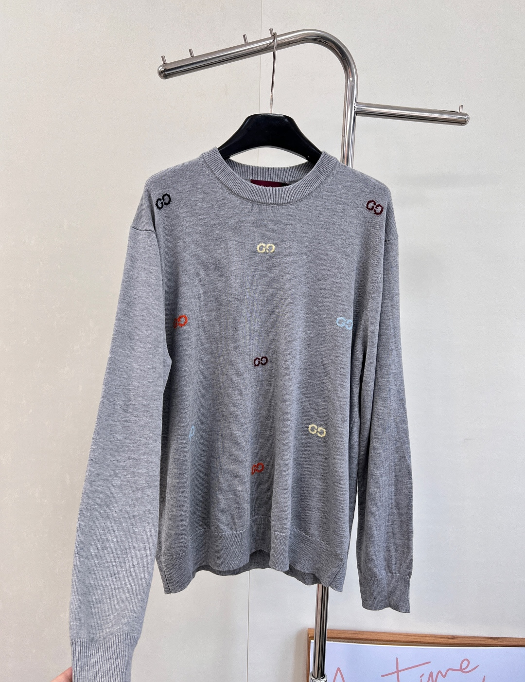 🆕Gucci新款套头字母针织上衣，定制YB羊毛纱线织造，质感高级，舒适柔软，圆领针织套头毛衣剪裁，通体文