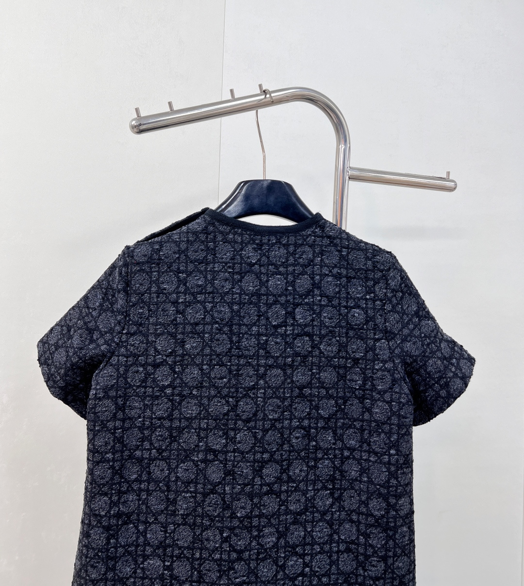 🆕Dior新款提花藤格纹短袖连衣裙，定制YB进口棉毛提花材质，质感高级，品相十足，圆领短袖连衣裙裁剪，袖