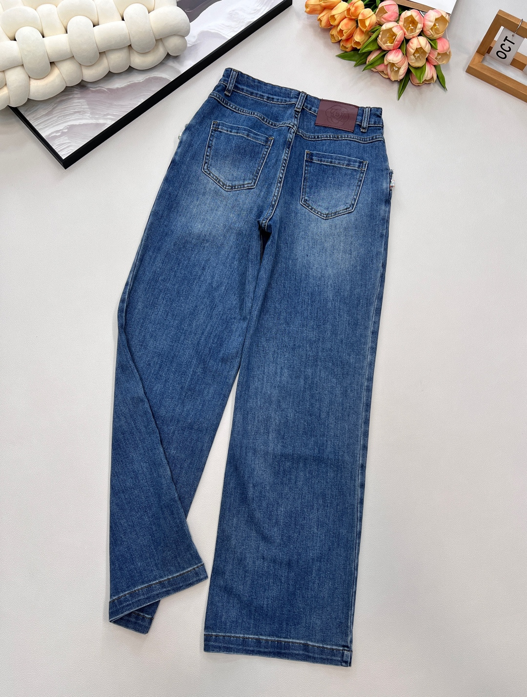 🆕Chanel25FW秋冬新款小香风珍珠钻饰阔腿牛仔裤丨⚠独家高版出品！选用做旧感牛仔面料，裤身口袋处的