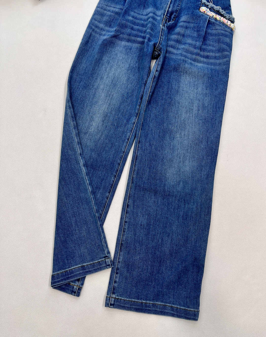 🆕Chanel25FW秋冬新款小香风珍珠钻饰阔腿牛仔裤丨⚠独家高版出品！选用做旧感牛仔面料，裤身口袋处的