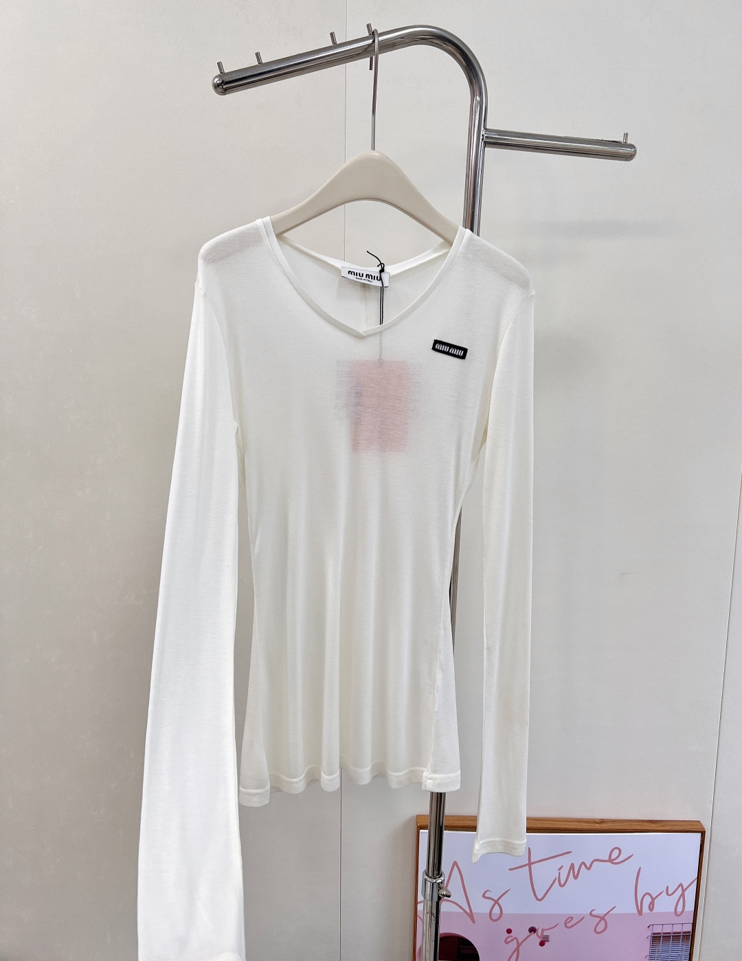 🆕MiuMiu2025SS新款天丝羊毛打底衫，今年秋冬必入的叠穿打底衫，天丝+羊毛的质地，手感满分亲肤柔