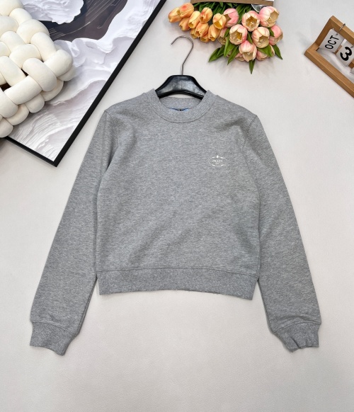 Prada 2025 Solid Color Pullover Sweatshirt and Pants Set - Casual Chic 1 Prada 2025 Solid Color Pullover Sweatshirt and Pants Set - Casual Chic