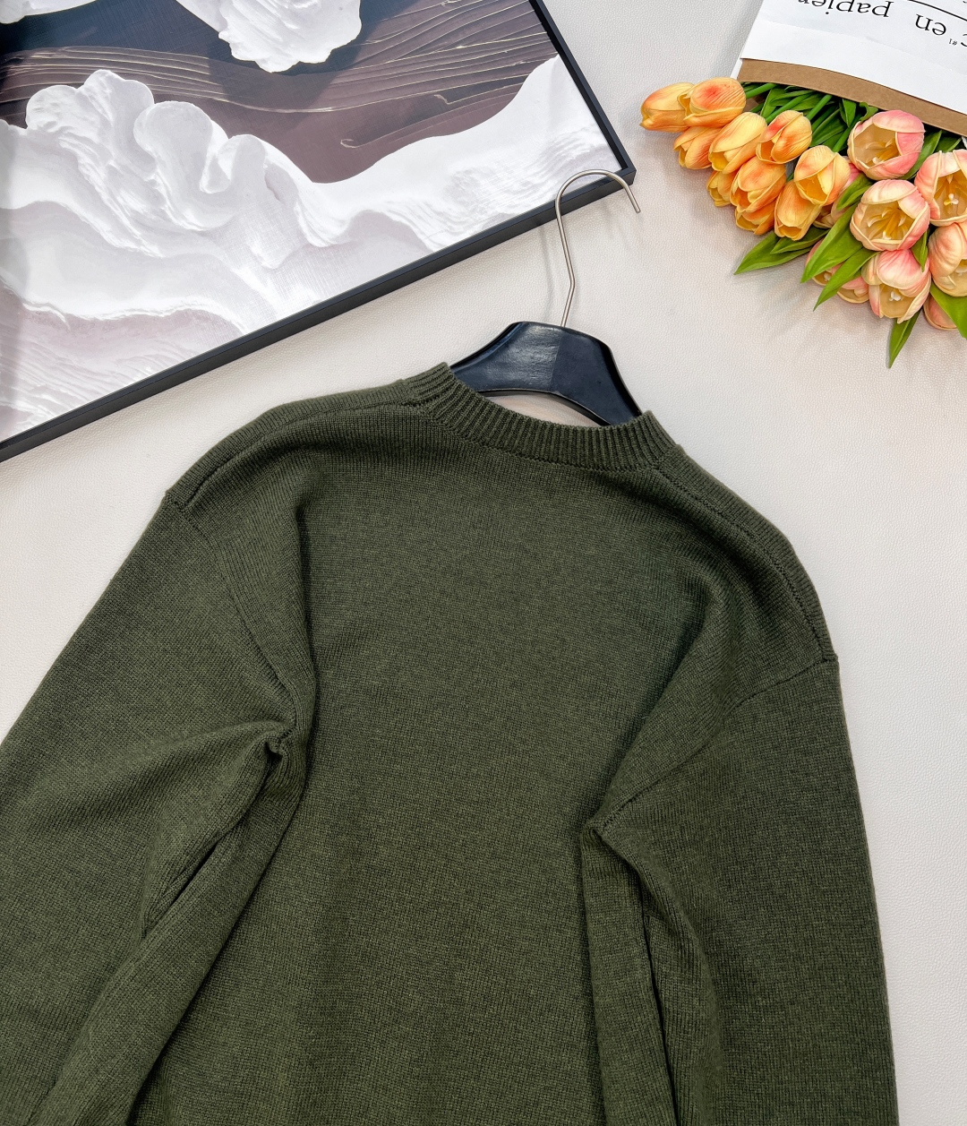 🆕 GUCCI 新款嵌花字母圆领长袖羊毛针织衫这个不是印花哦，全部都是精工嵌花出来的，非常费工费时，成本