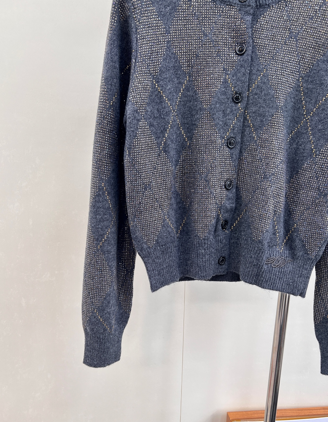 🆕Alexander wang2025新款烫钻菱格提花针织开衫，定制YB羊毛纱线织造，质感细腻，舒适好穿